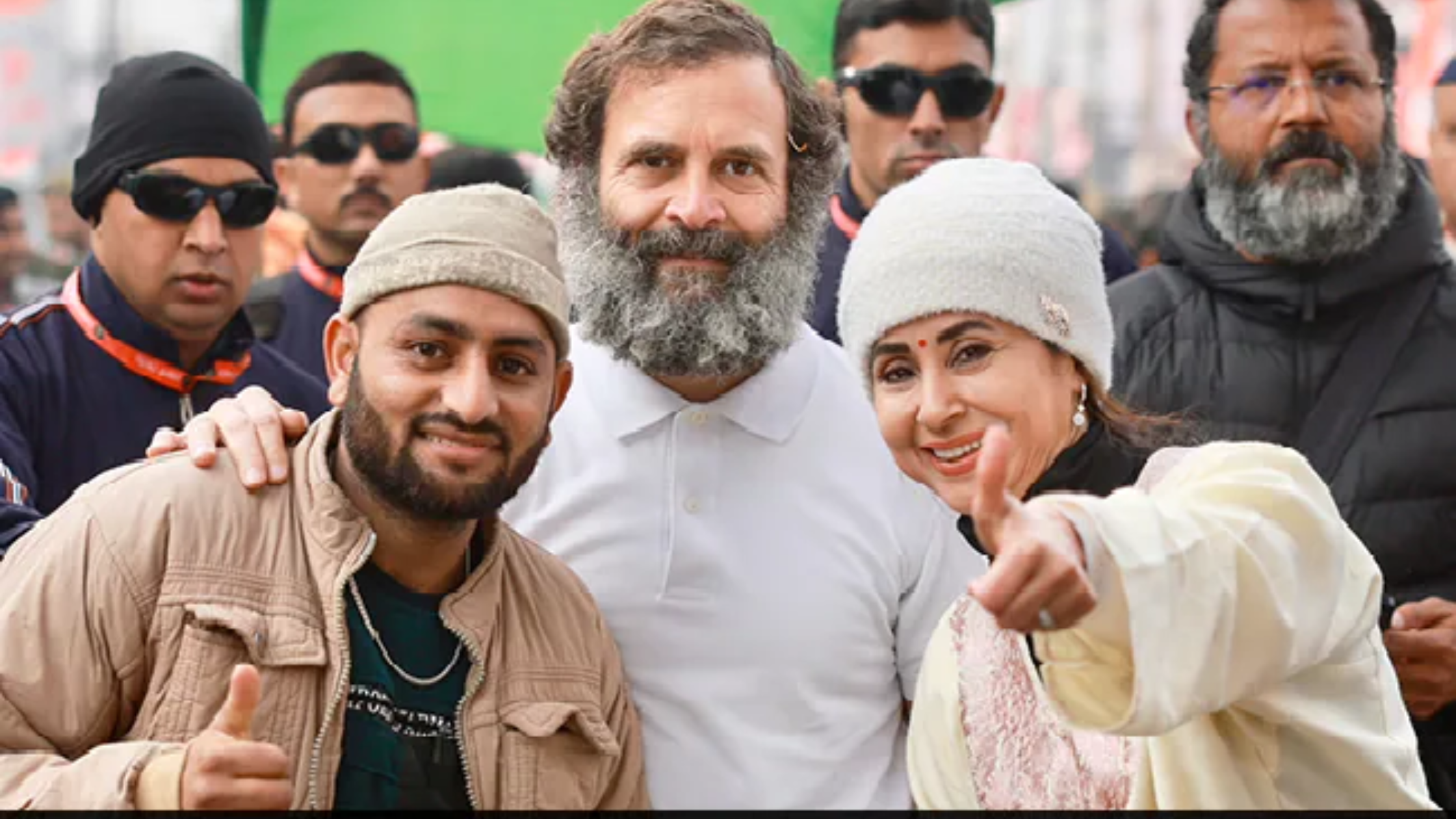 actress and politician Urmila Matondkar joins Rahul Gandhi’s Bharat Jodo Yatra in Jammu !