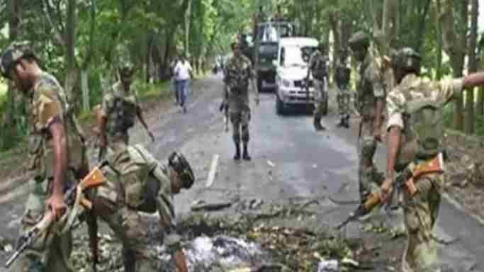 Manipur: Braving these challenges, Assam Rifles jawans are working without sleep to restore peace in Manipur